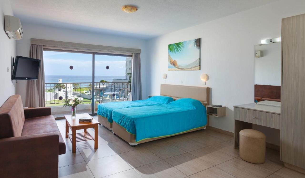 Penelope Beach Hotel Apts Protaras Exterior foto